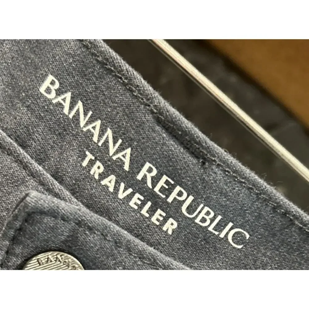 Men’s BANANA REPUBLIC Dark Denim Slim Fit Traveler Jeans Sz 40x32 NWT *B9